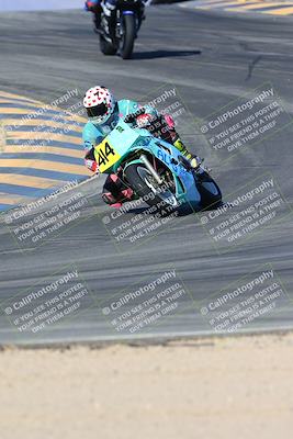 media/Jan-10-2025-CVMA Friday Practice (Fri) [[489e0da257]]/Group 4 and Trackday/Session 3 (Turns 9 and 10)/